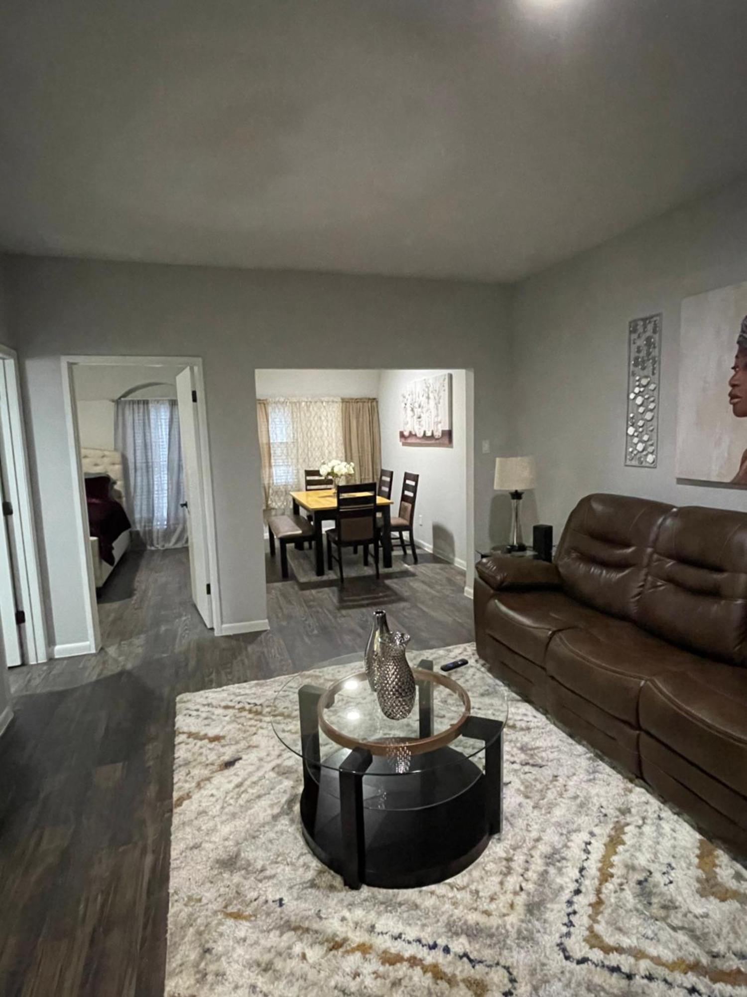 Duchele Aparthotel Houston Exterior photo